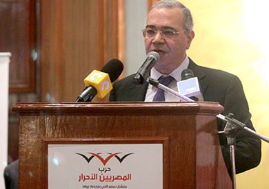 الدكتور عصام خليل، رئيس حزب المصريين الأحرار